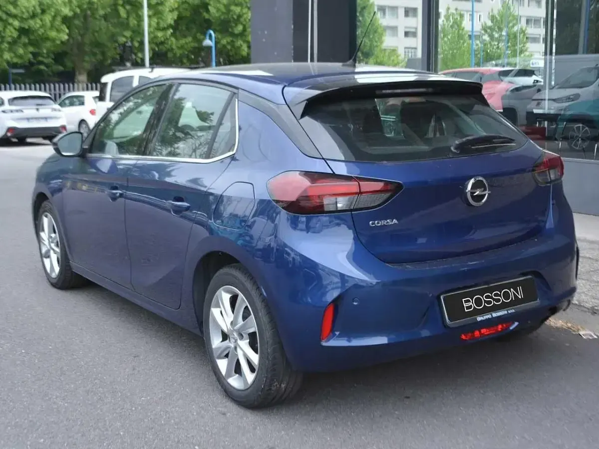 Usata Opel Corsa Elegance 75 CV (55 kW) 2021 Blu Utilitaria