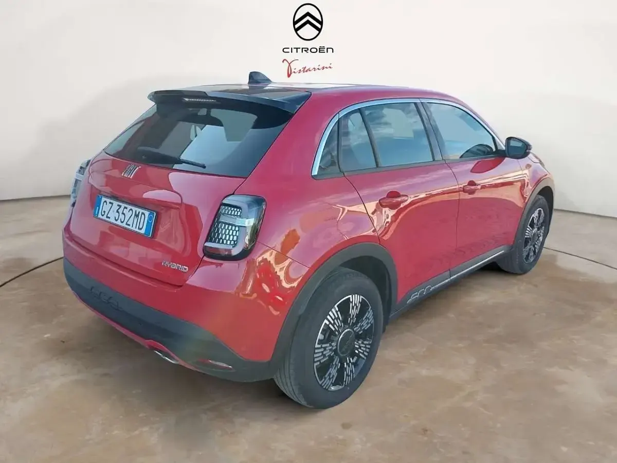Usata Fiat 600 Pop 145 CV (106 kW) 2025 Rosso SUV