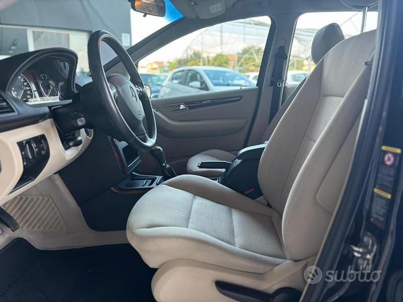 Käytetty Mercedes A150 95 HP (69 kW) 2005 Musta Sedan