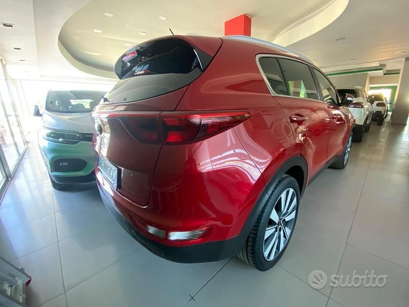 Usata Kia Sportage 115 CV (84 kW) 2018 Arancione SUV