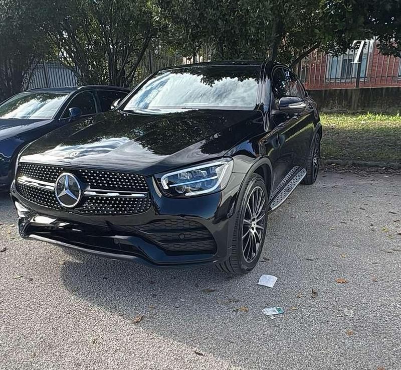 Usata Mercedes GLC300 Premium 245 CV (180 kW) 2020 SUV