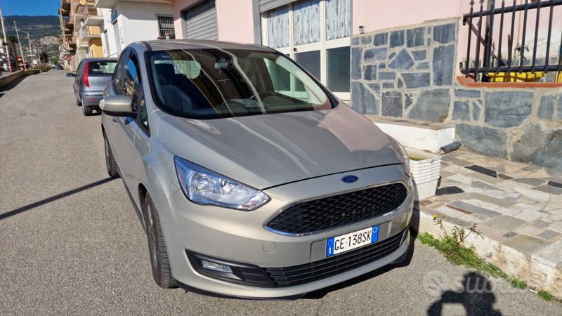 Begagnad Ford C-MAX 120 HK (88 kW) 2017 Grå Minibuss