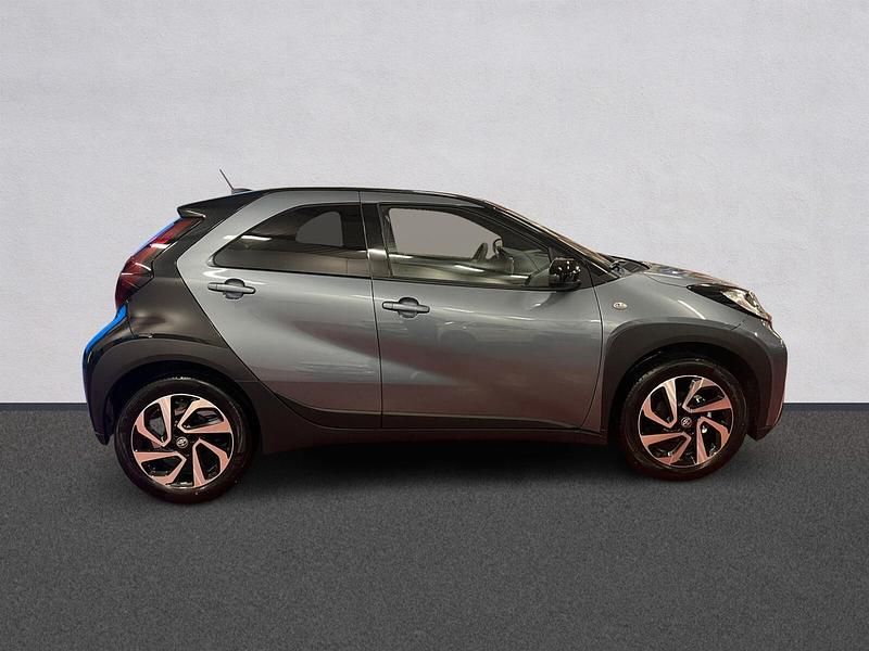 Nuova Toyota Aygo X Trend 72 CV (52 kW) 2025 Grigio SUV