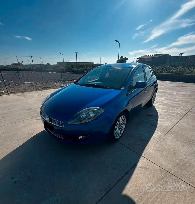 Usata Fiat Bravo 120 CV (88 kW) 2011 Utilitaria