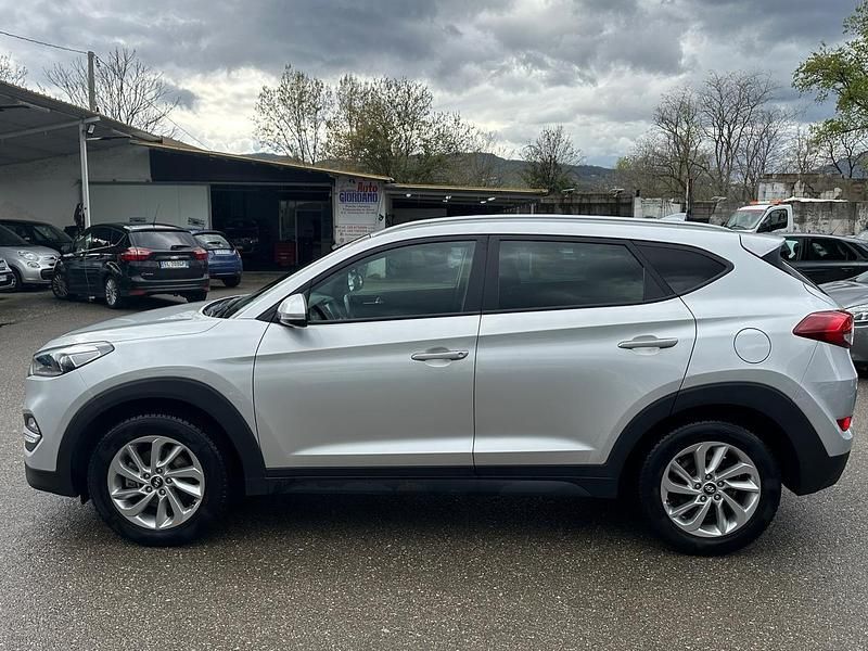 Usata Hyundai Tucson Xpossible 116 CV (85 kW) 2016 Argento SUV
