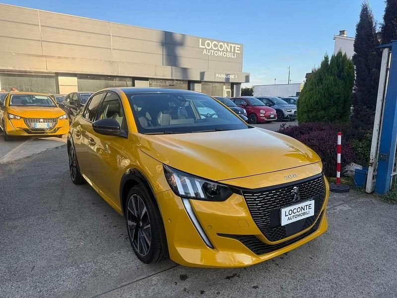 Usata Peugeot 208 GT 101 CV (74 kW) 2021 Giallo Utilitaria
