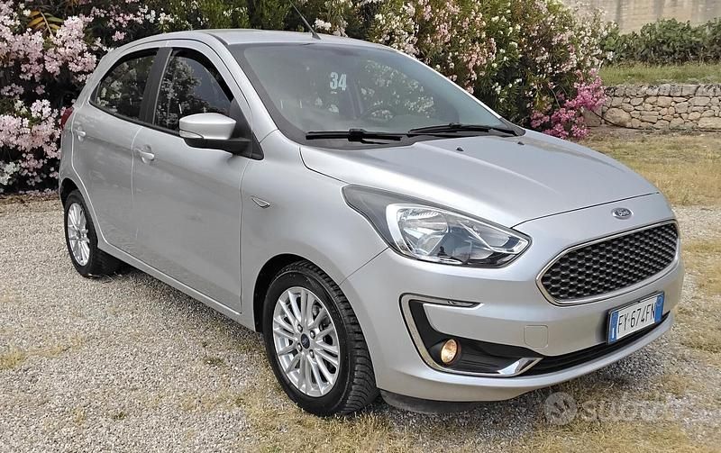 Usata Ford Ka Ultimate 86 CV (63 kW) 2019 Argento Utilitaria