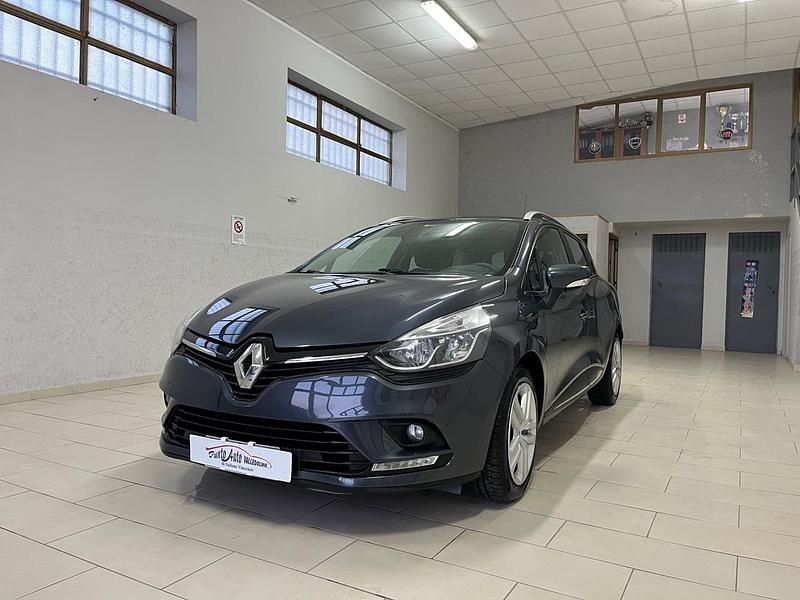 Usata Renault Clio GrandTour Life 75 CV (55 kW) 2017 Grigio Station wagon