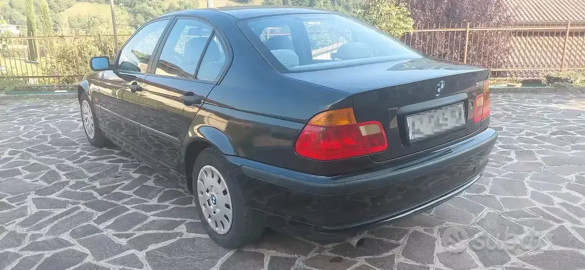 Usata BMW 318 118 CV (86 kW) 1998 Nero Berlina