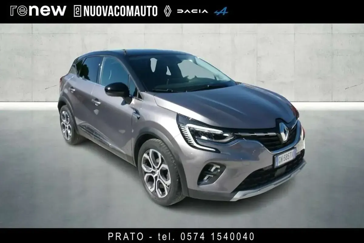 Usata Renault Captur Intens 101 CV (74 kW) 2023 Grigio SUV