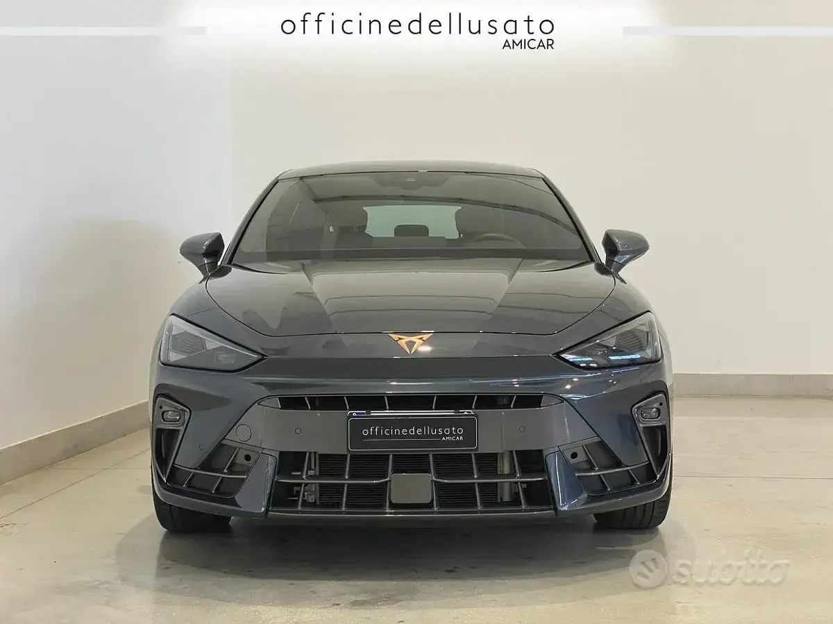Usata Cupra Leon 150 CV (110 kW) 2025 Berlina