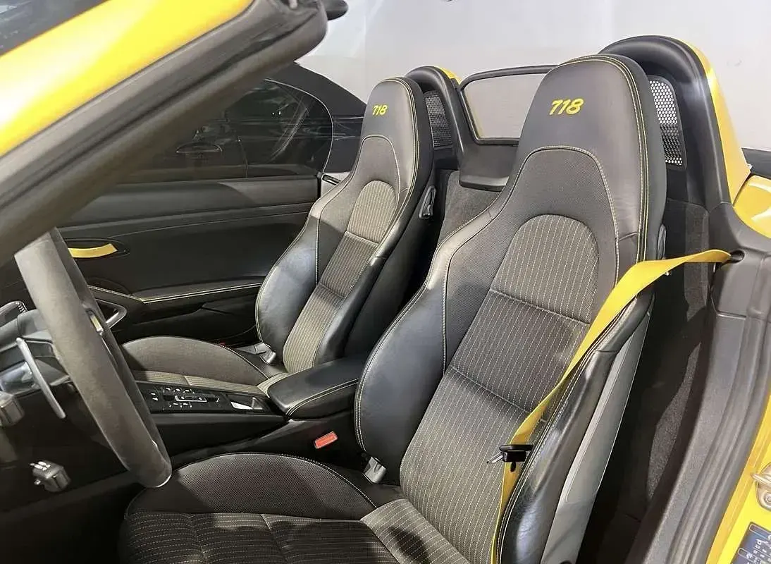 Usata Porsche 718 299 CV (219 kW) 2021 Cabrio
