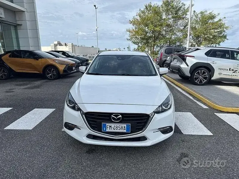 Usata Mazda 3 Exceed 105 CV (77 kW) 2018 Bianco Berlina