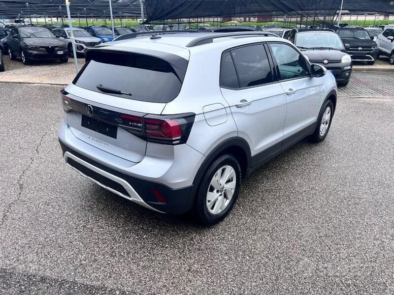 Usata VW T-Cross Life 95 CV (69 kW) 2024 Argento SUV