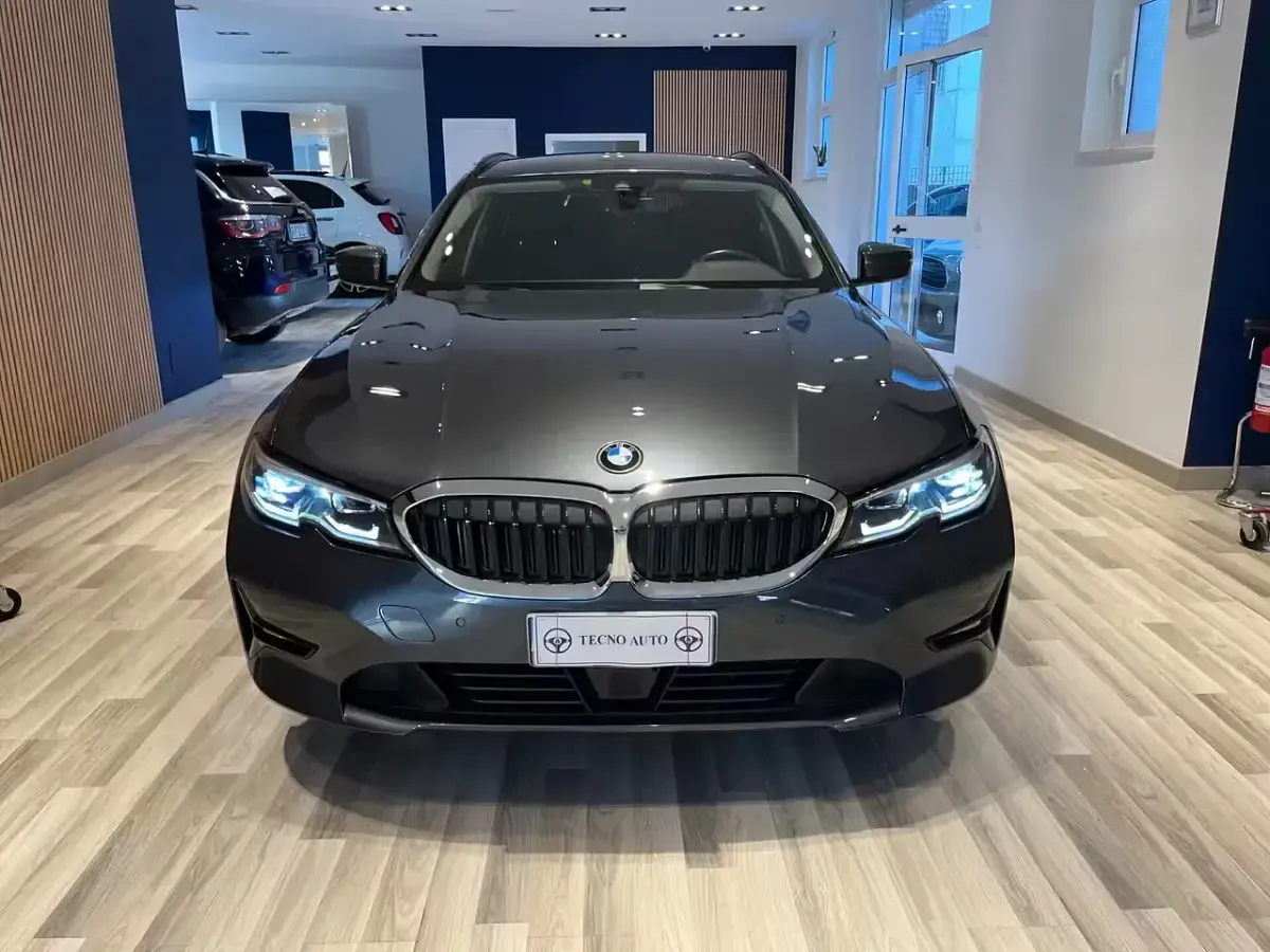 Usata BMW 320 190 CV (139 kW) 2021 Grigio Station wagon