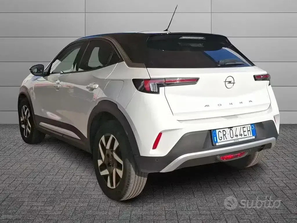 Usata Opel Mokka Elegance 101 CV (74 kW) 2023 Bianco SUV
