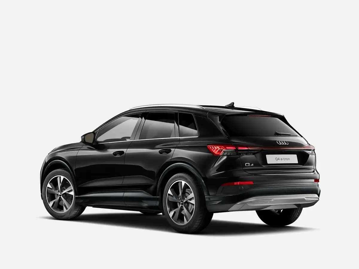 Nuova Audi Q4 e-tron Advanced Plus 150 kW (204 CV) 2026 Nero mythos metallizzato SUV