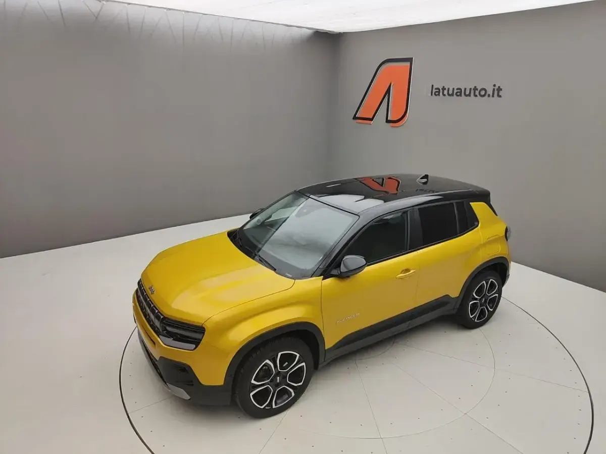 Usata Jeep Avenger Summit 101 CV (74 kW) 2023 Giallo SUV