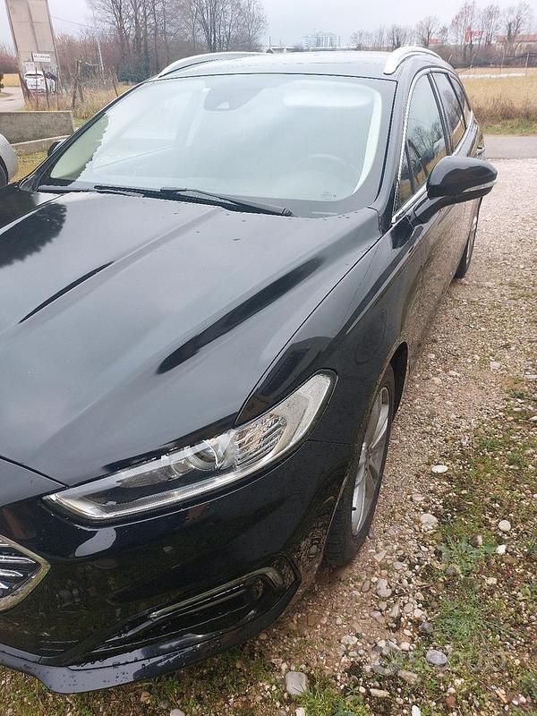 Usata Ford Mondeo 150 CV (110 kW) 2019 Nero Station wagon