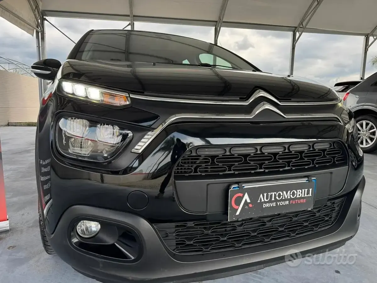 Usata Citroën C3 Feel 102 CV (75 kW) 2022 Nero Utilitaria