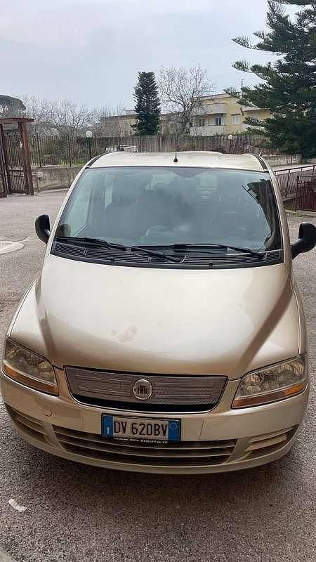 Usata Fiat Multipla Active 92 CV (67 kW) 2008 Bronzo Monovolume