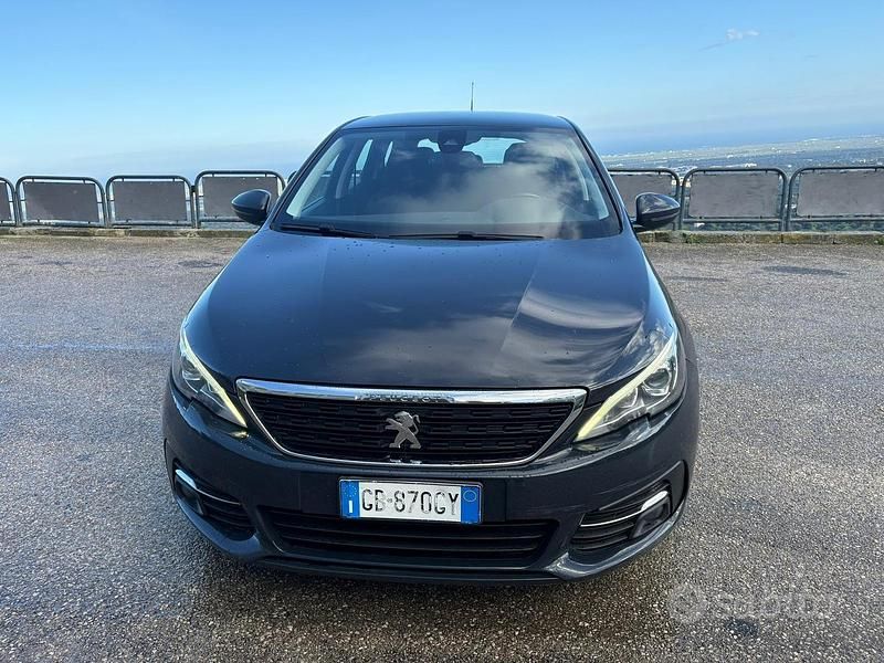 Blu Usata 2019 Peugeot 308 Business-Line Station wagon | 6500 € (Buon prezzo) - Immagine 1/4
