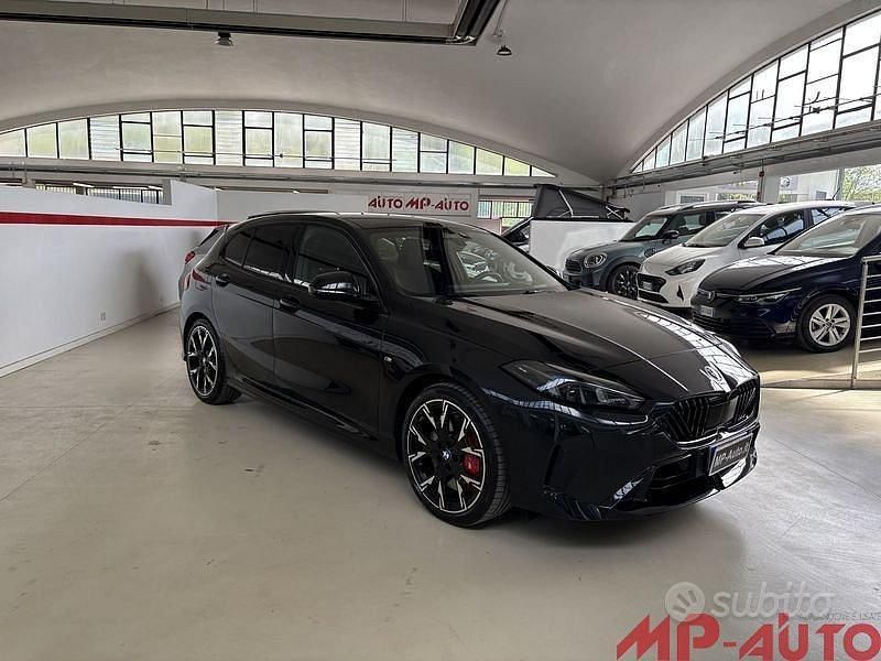 Usata BMW 118 M Sport 150 CV (110 kW) 2025 Nero Utilitaria