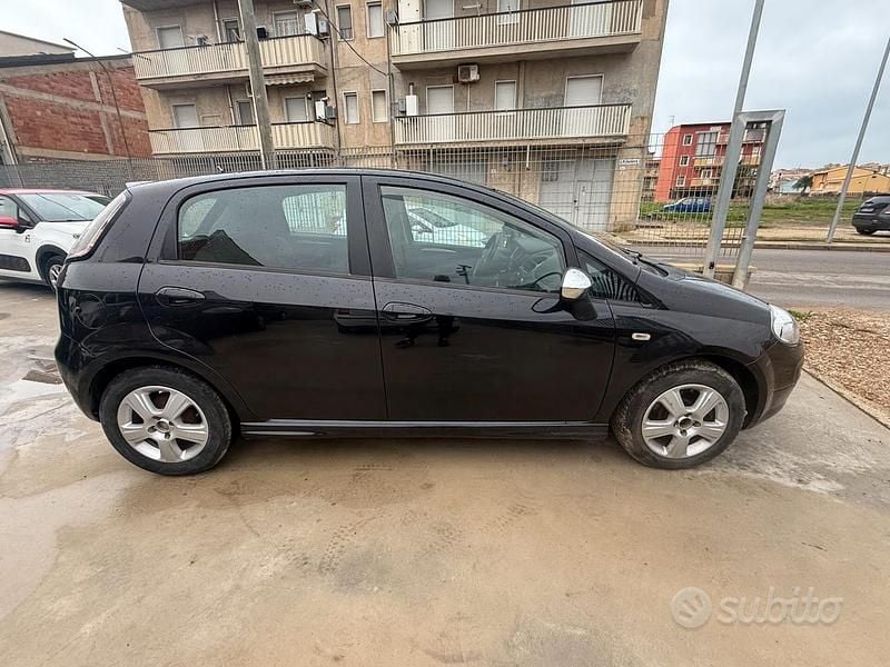 Usata Fiat Punto Evo 95 CV (69 kW) 2009 Nero Utilitaria