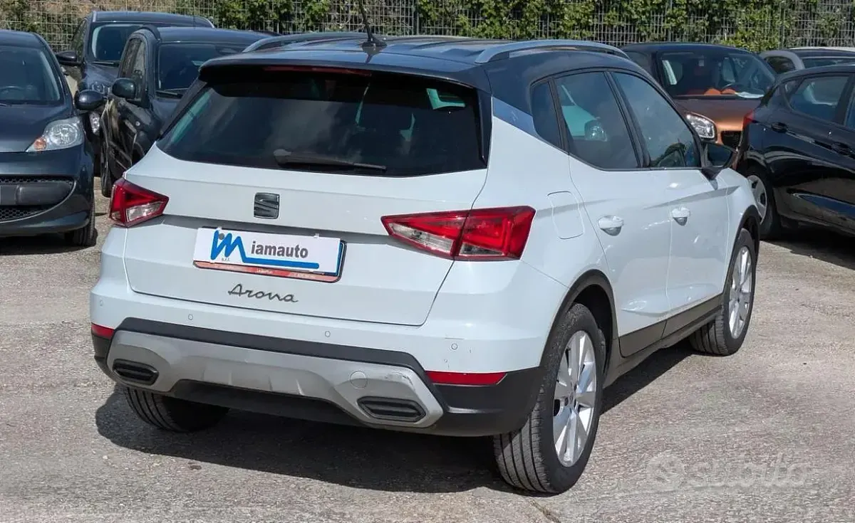Usata Seat Arona Xperience 110 CV (80 kW) 2023 Bianco SUV