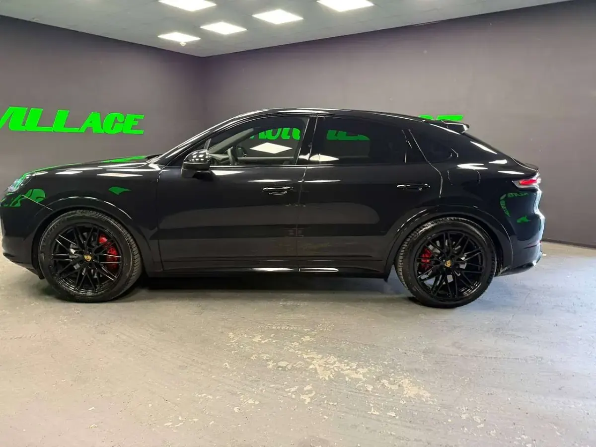 Usata Porsche Cayenne Coupe 305 CV (224 kW) 2024 Nero Coupé