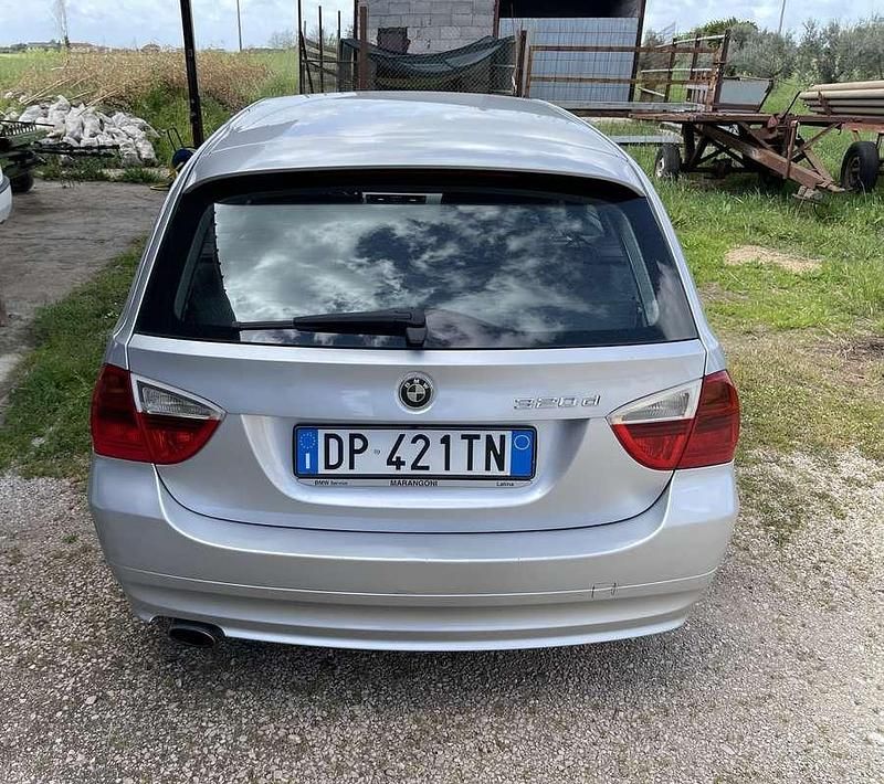 Usata BMW 320 177 CV (130 kW) 2007 Station wagon