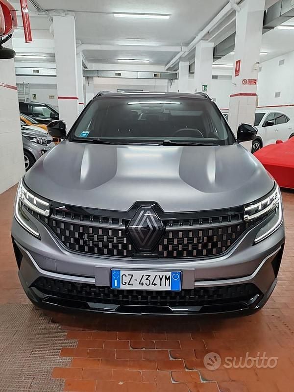 Usata Renault Austral Techno Esprit Alpine 199 CV (146 kW) 2025 Grigio SUV