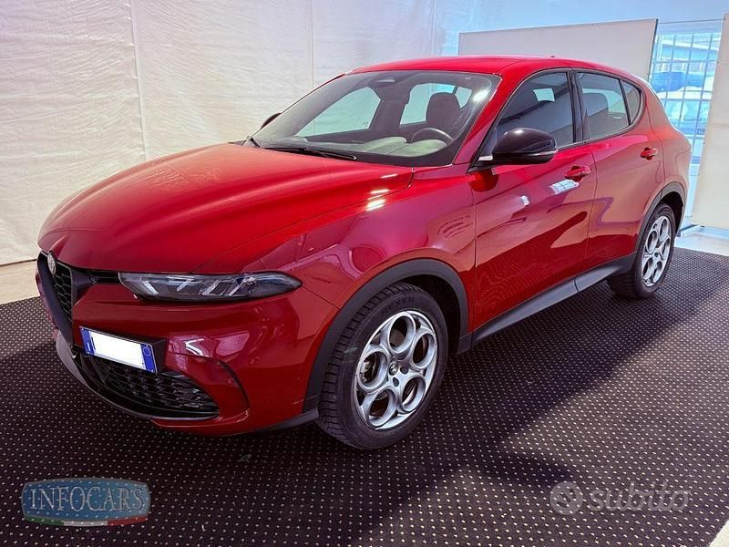 Usata Alfa Romeo Tonale Sprint 131 CV (96 kW) 2023 Rosso alfa pastello SUV