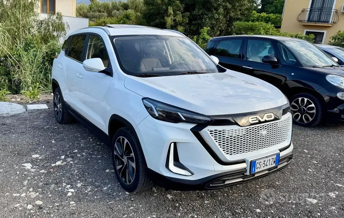 Usata EVO Evo 5 120 CV (88 kW) 2024 Bianco SUV