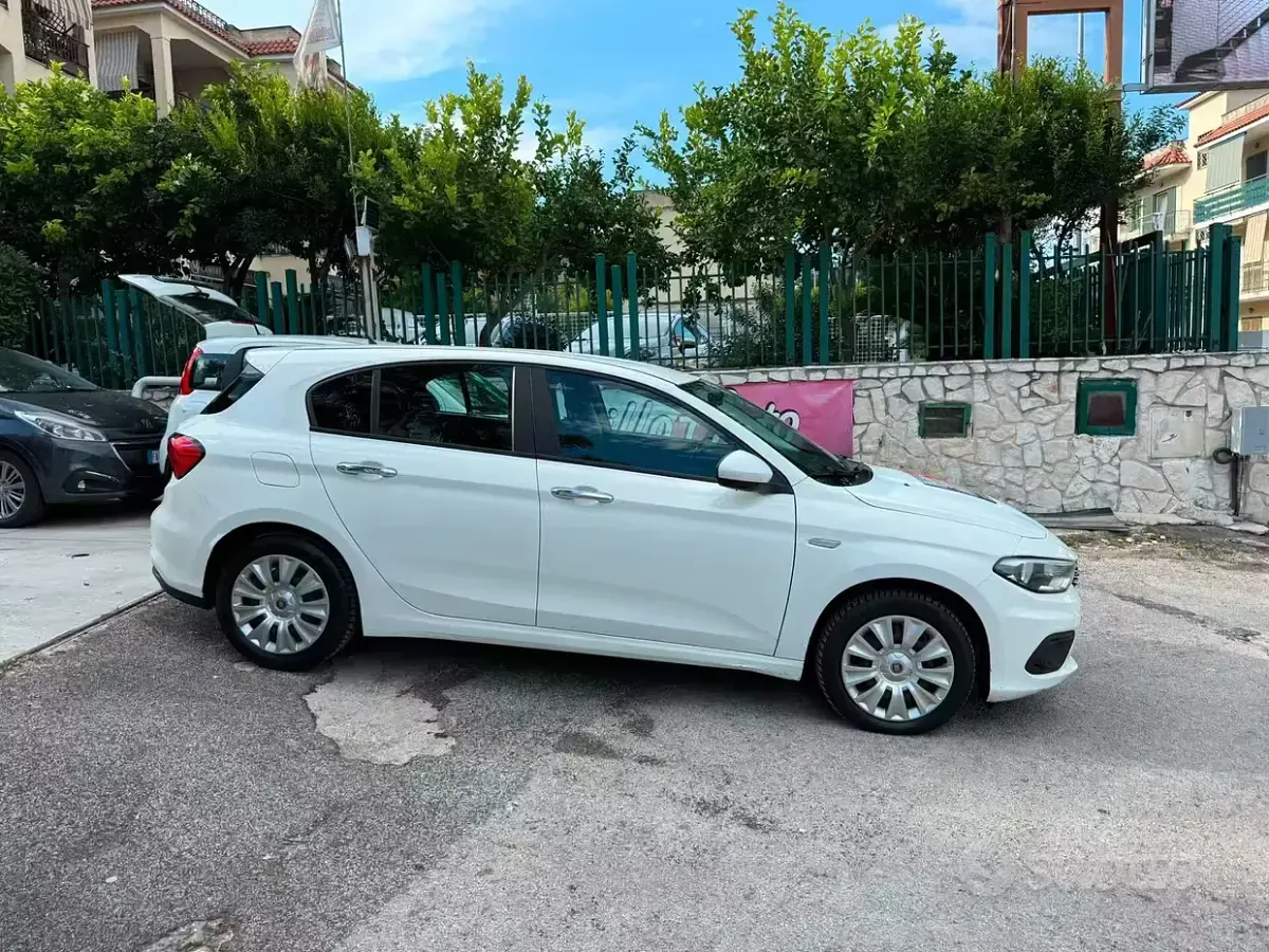 Usata Fiat Tipo S 120 CV (88 kW) 2017 Bianco Berlina