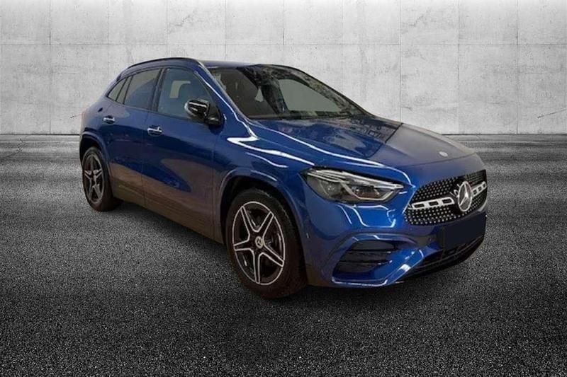 Usata Mercedes GLA200 AMG Line Premium 150 CV (110 kW) 2025 Blu/azzurro SUV