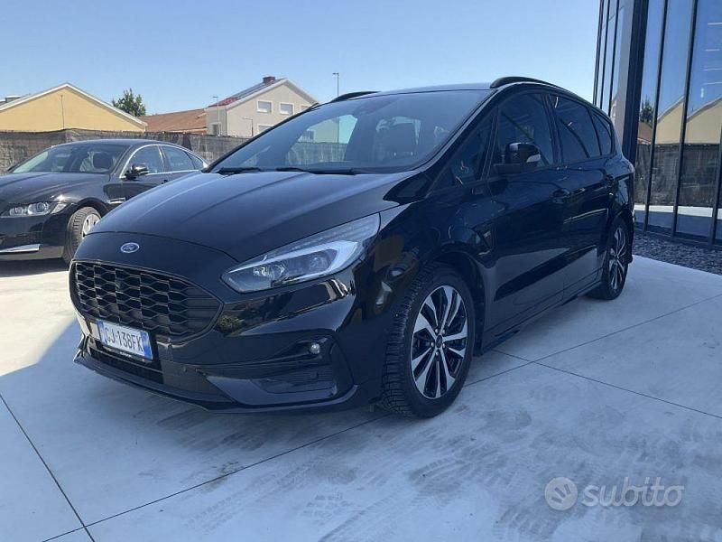 Usata Ford S-MAX Business Edition 190 CV (139 kW) 2022 Nero Monovolume