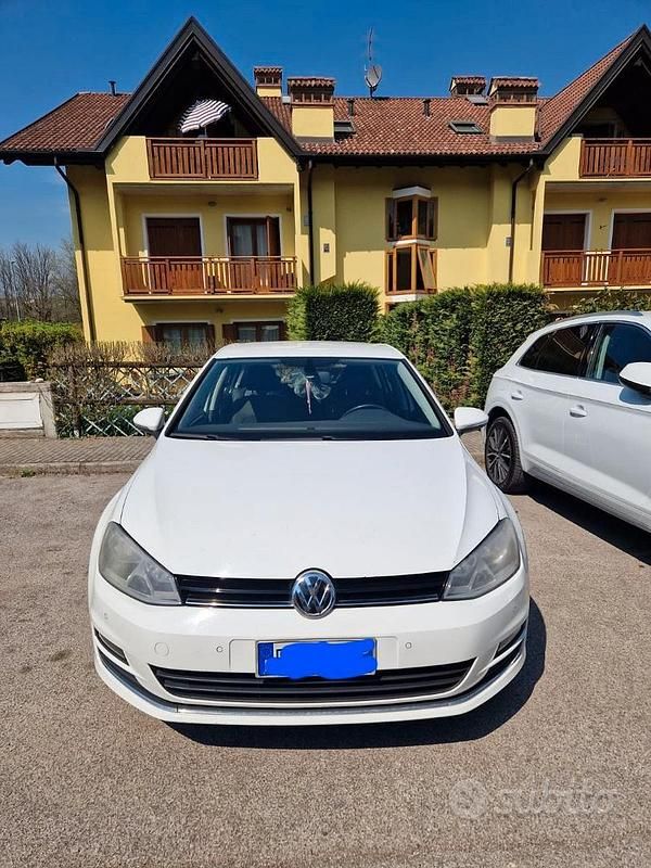 Usata VW Golf VII Comfortline 150 CV (110 kW) 2013 Bianco Utilitaria