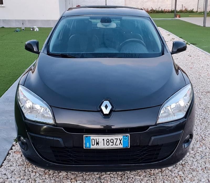Usata Renault Mégane Dynamique 130 CV (95 kW) 2009 Nero Berlina