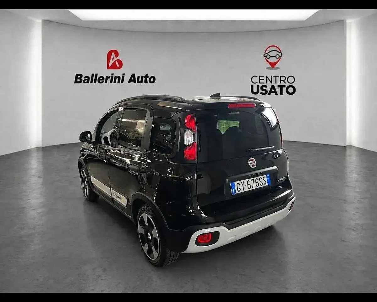 Usata Fiat Panda Cross Cross 69 CV (50 kW) 2025 Nero Utilitaria