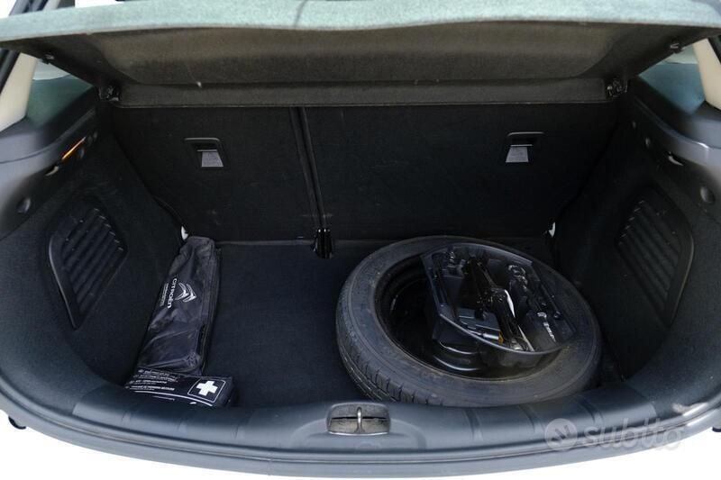 Usata Citroën C3 82 CV (60 kW) 2014 Bianco Utilitaria