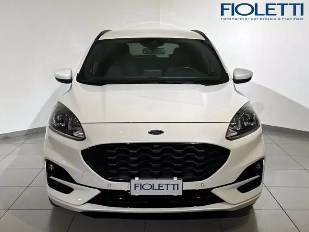Usata Ford Kuga ST-Line 150 CV (110 kW) 2021 Bianco SUV