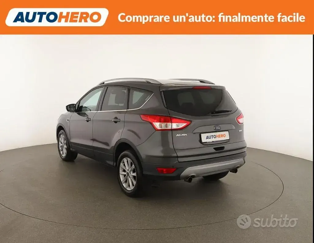 Usata Ford Kuga Titanium 120 CV (88 kW) 2016 Grigio SUV