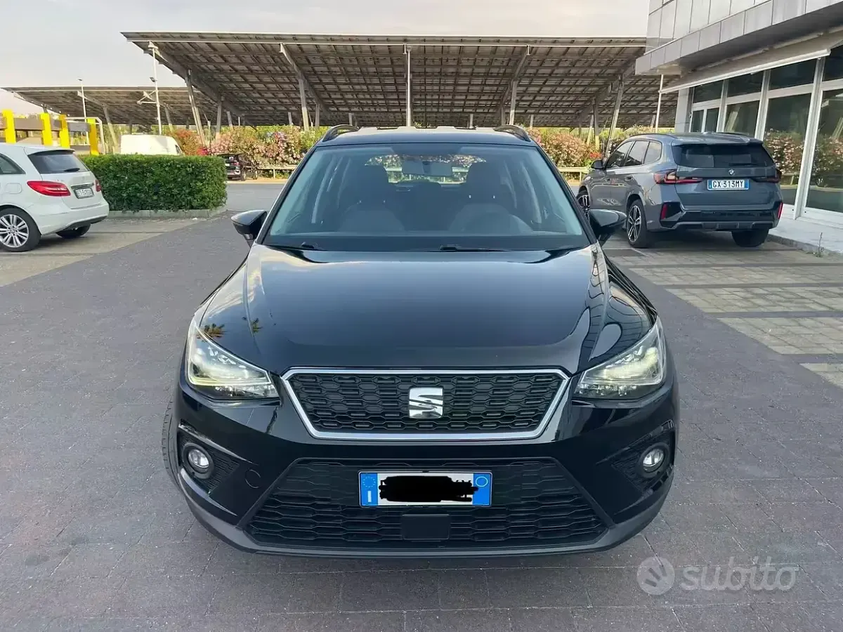Usata Seat Arona XCELLENCE 90 CV (66 kW) 2021 Nero SUV