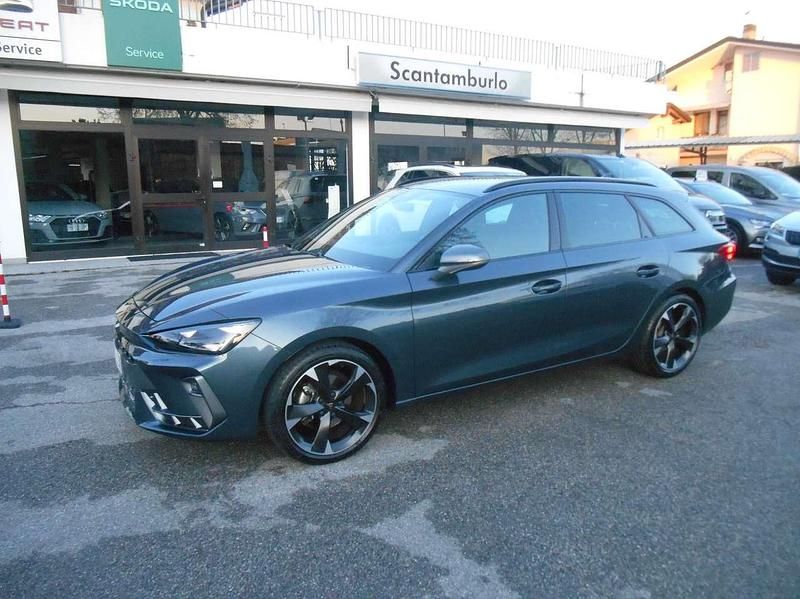 Usata Cupra Leon 150 CV (110 kW) 2024 Grigio Station wagon