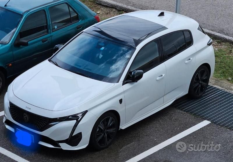 Usata Peugeot 308 GT 130 CV (95 kW) 2023 Berlina