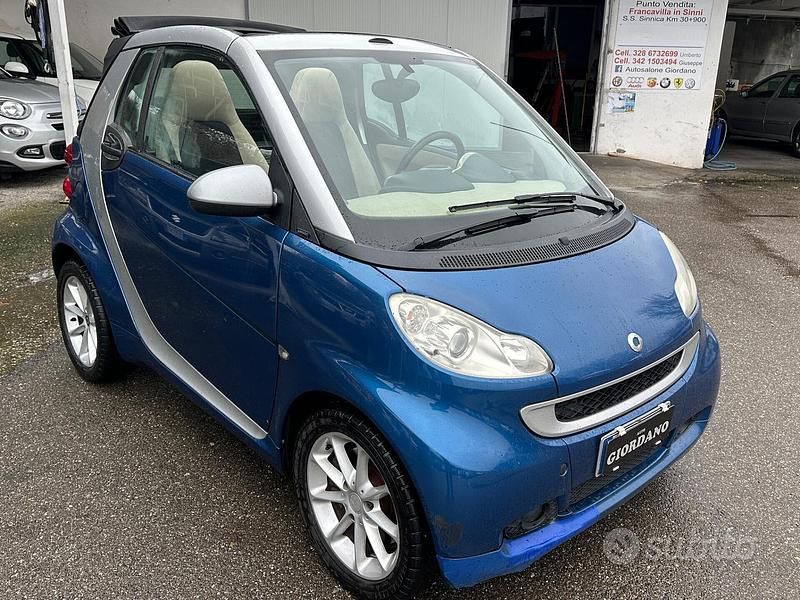 Blu Usata 2010 Smart ForTwo Cabrio Passion Cabrio | 4900 € (Buon prezzo) - Immagine 1/4
