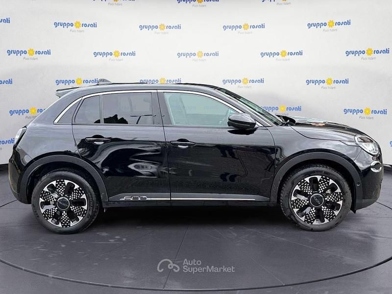 Usata Fiat 600 La Prima 110 CV (80 kW) 2025 Nero SUV
