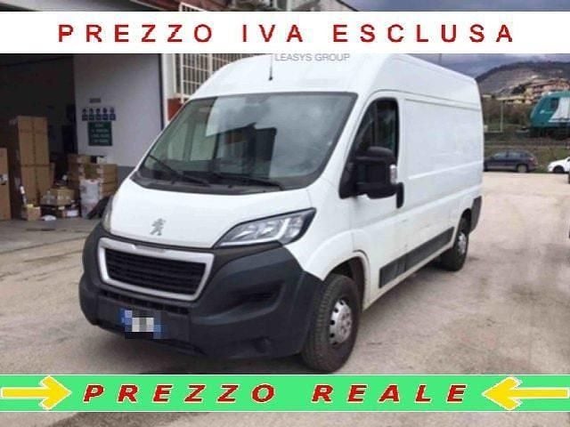 Usata Peugeot Boxer S 140 CV (102 kW) 2020 Bianco / pastello Furgone