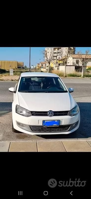 Usata VW Polo 90 CV (66 kW) 2010 Bianco Utilitaria